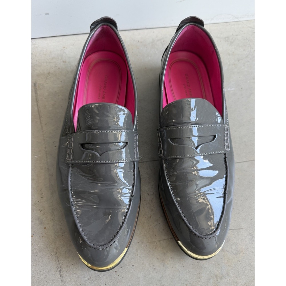 Cole Haan Women's Gray Patent Leather Loafer Flats Almond Toe Pink Lining